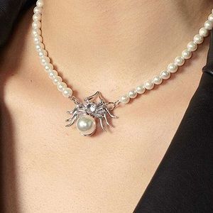 Pearl Beaded Necklace